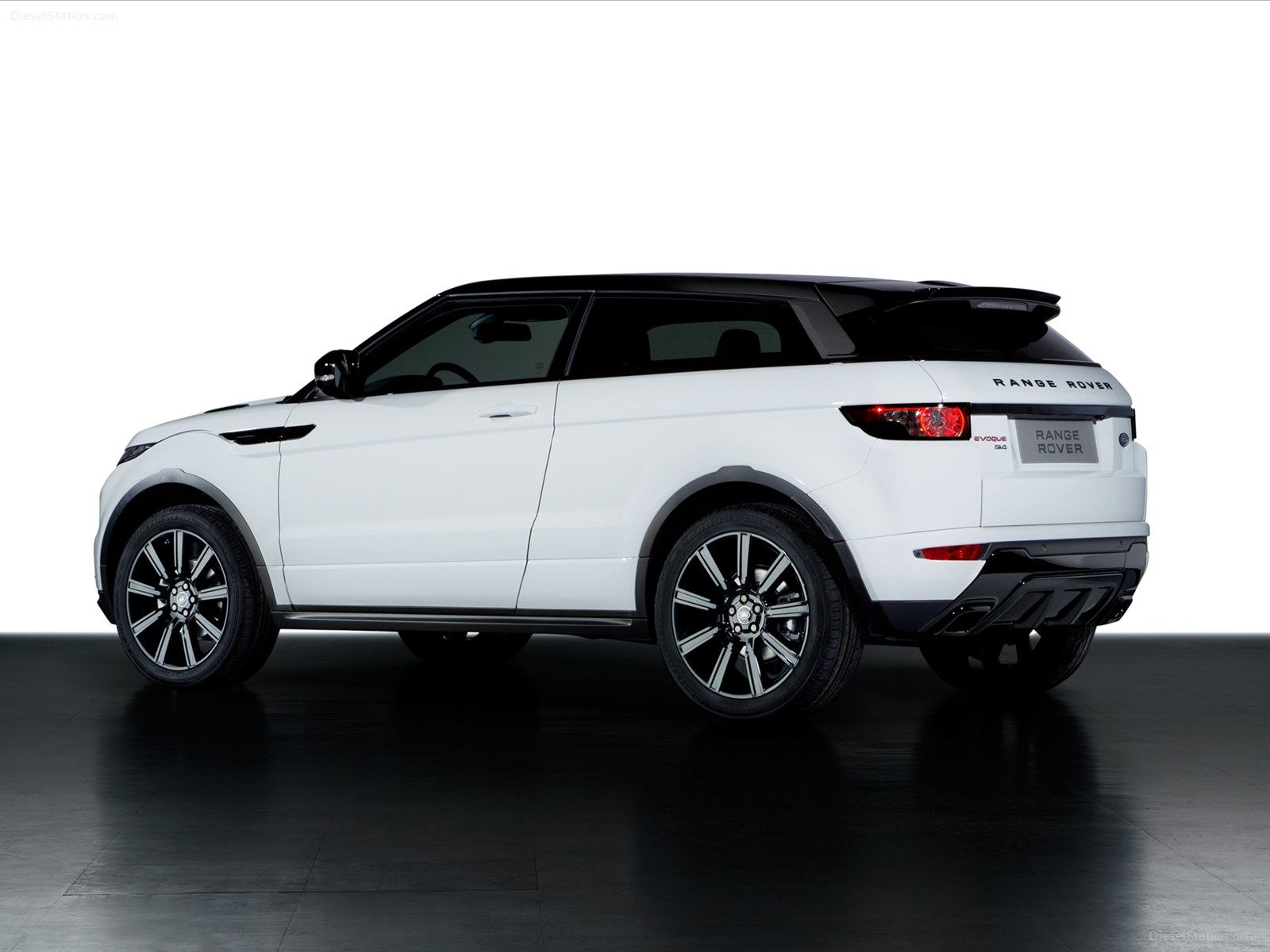 Land Rover Evoque Black Design Pack 2014